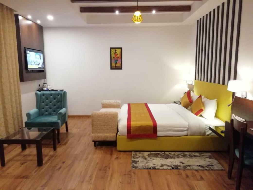 The Laurent And Banon Resorts Manali  Exterior photo
